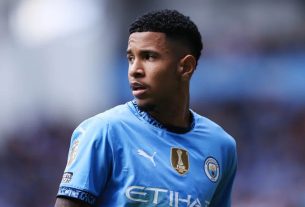 টটেনহাম ৪৩ মিলিয়ন পাউন্ডে ম্যানচেস্টার সিটির স্যাভিনিওকে দলে নেওয়ার চেষ্টা