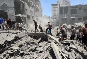 গাজায় ইসরায়েলের বিমান হা'ম'লা'য় ৭১ ফিলিস্তিনি নি'হ'ত ২৫১ আ'হ'ত