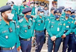 ত্রয়োদশ জাতীয় নির্বাচন পুলিশের জন্য ৪০ হাজার বডি ক্যামেরা কেনার পরিকল্পনা