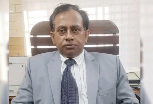 ১৭ বিয়ে করা সেই বন কর্মকর্তাকে হেফাজতে নিয়েছে পুলিশ