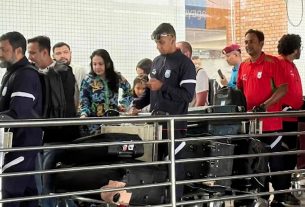 নেপাল থেকে দেশে ফিরেছে বাংলাদেশ ফুটবল দল