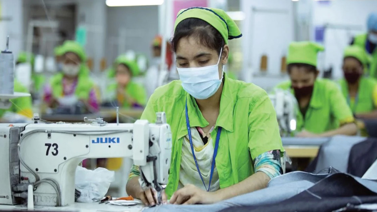 যুক্তরাষ্ট্রের বাজারে কম শুল্কে সুফল পাচ্ছে বাংলাদেশের পোশাক খাত