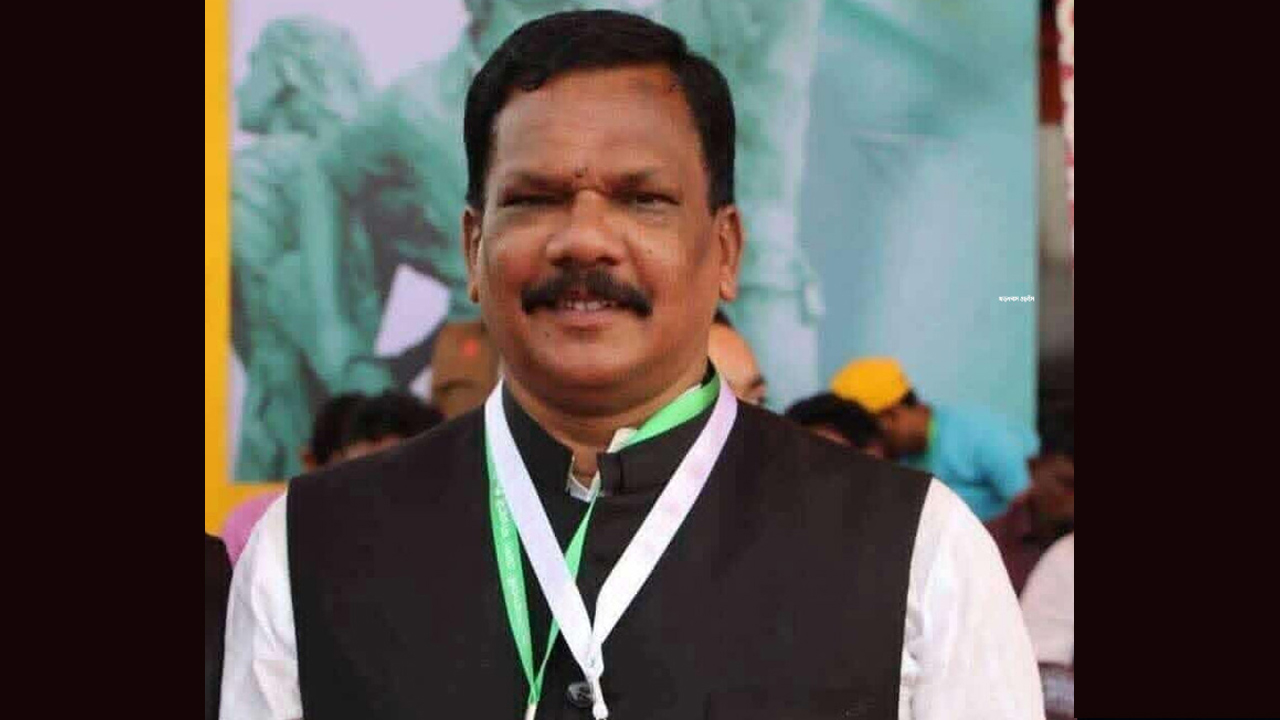 নোয়াখালী আওয়ামী লীগের সাবেক চেয়ারম্যান আব্দুল ওয়াদুদ পিন্টু গ্রেফতার