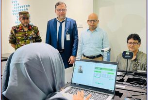 গুলশানে নাগরিক সেবাকেন্দ্রে পাসপোর্ট সেবা উদ্বোধন