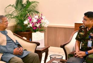 প্রধান উপদেষ্টাকে গুজবে কান না দেওয়ার পরামর্শ সেনাপ্রধানের