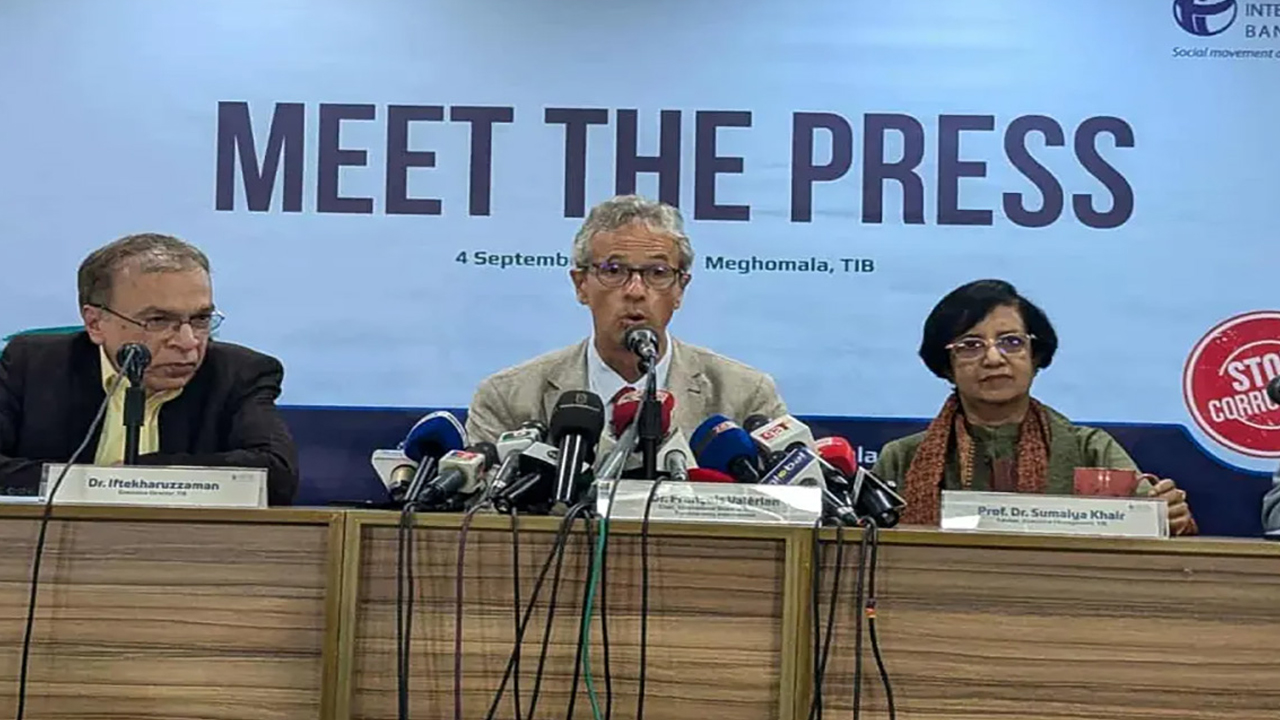 জুলাই অভ্যুত্থানের পর দুর্নীতি কমেছে তবে এখনও পুরোপুরি নিয়ন্ত্রণে নয়: টিআই চেয়ারপারসন