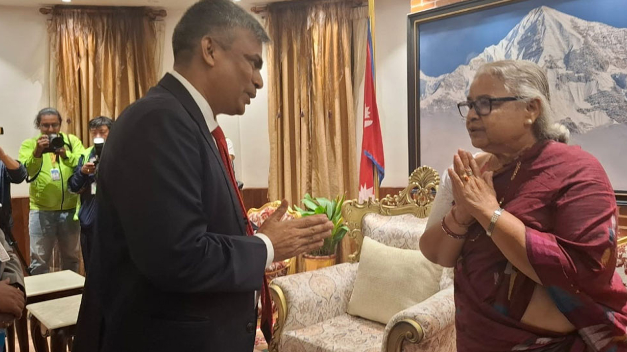 নেপালের প্রথম নারী প্রধানমন্ত্রী সুশীলা কার্কির শপথে উপস্থিত বাংলাদেশের রাষ্ট্রদূত