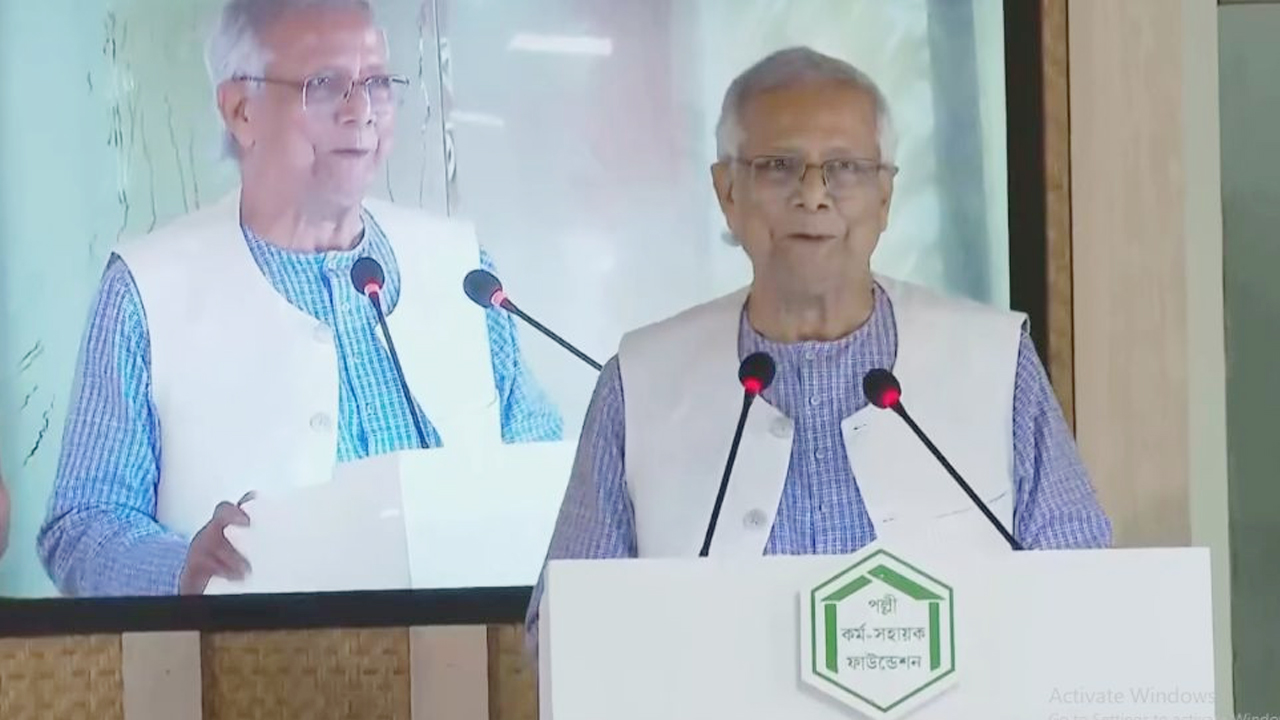 মানুষ জন্মেছে উদ্যোক্তা হওয়ার জন্য চাকরি করার জন্য নয়: ড. মুহাম্মদ ইউনূস