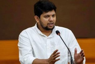 নিজ দায়িত্ব নিয়ে অনিশ্চয়তায় তথ্য উপদেষ্টা মাহফুজ আলম