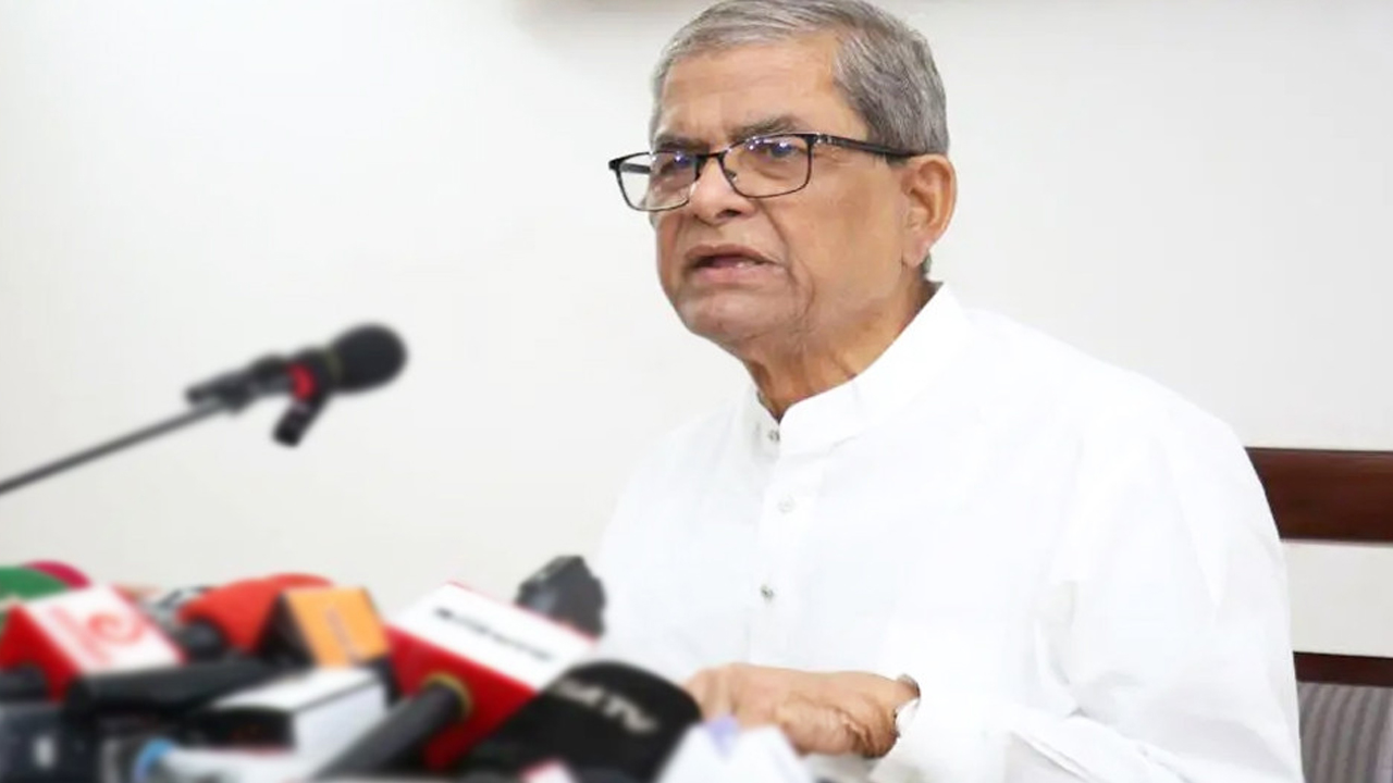 মির্জা ফখরুল: সব আইনি সমস্যার সমাধান হলে দেশে ফিরবেন তারেক রহমান