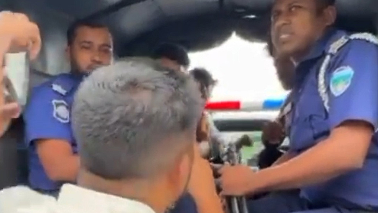 নিষিদ্ধ ছাত্রলীগের ঝটিকা মিছিল: ৫ জন আ'ট'ক