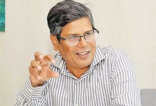 সাবেক সচিব আবু আলম শহীদ খান গ্রে'প্তা'র