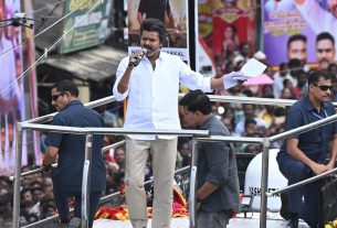 তামিলনাড়ুতে থালাপতি বিজয়ের জনসভায় পদদলিত হয়ে নি'হ'ত ৩৯