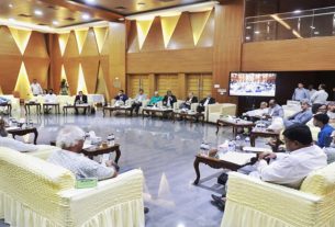 জাতীয় ঐকমত্য কমিশন জুলাই সনদ বাস্তবায়ন নিয়ে রাজনৈতিক দলের সঙ্গে আলোচনা