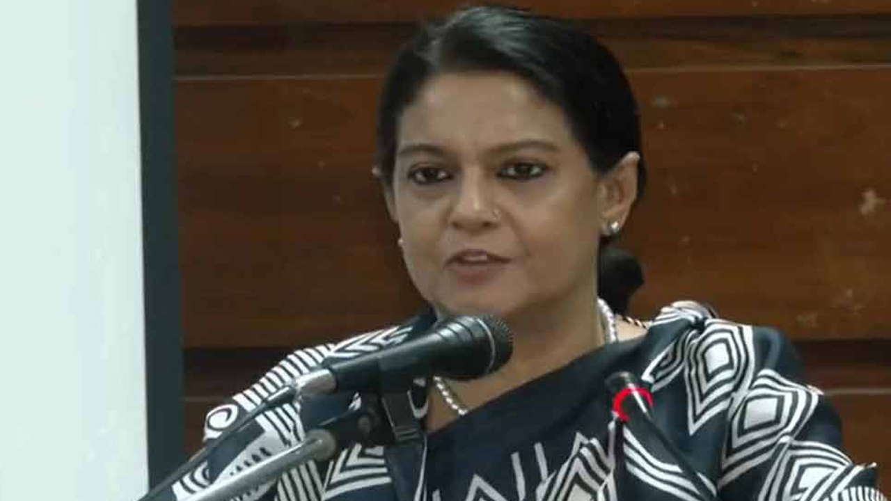 রামপাল পাওয়ার প্লান্ট নিয়ে জনগণের মতামত উপেক্ষার অভিযোগ : উপদেষ্টা রিজওয়ানা