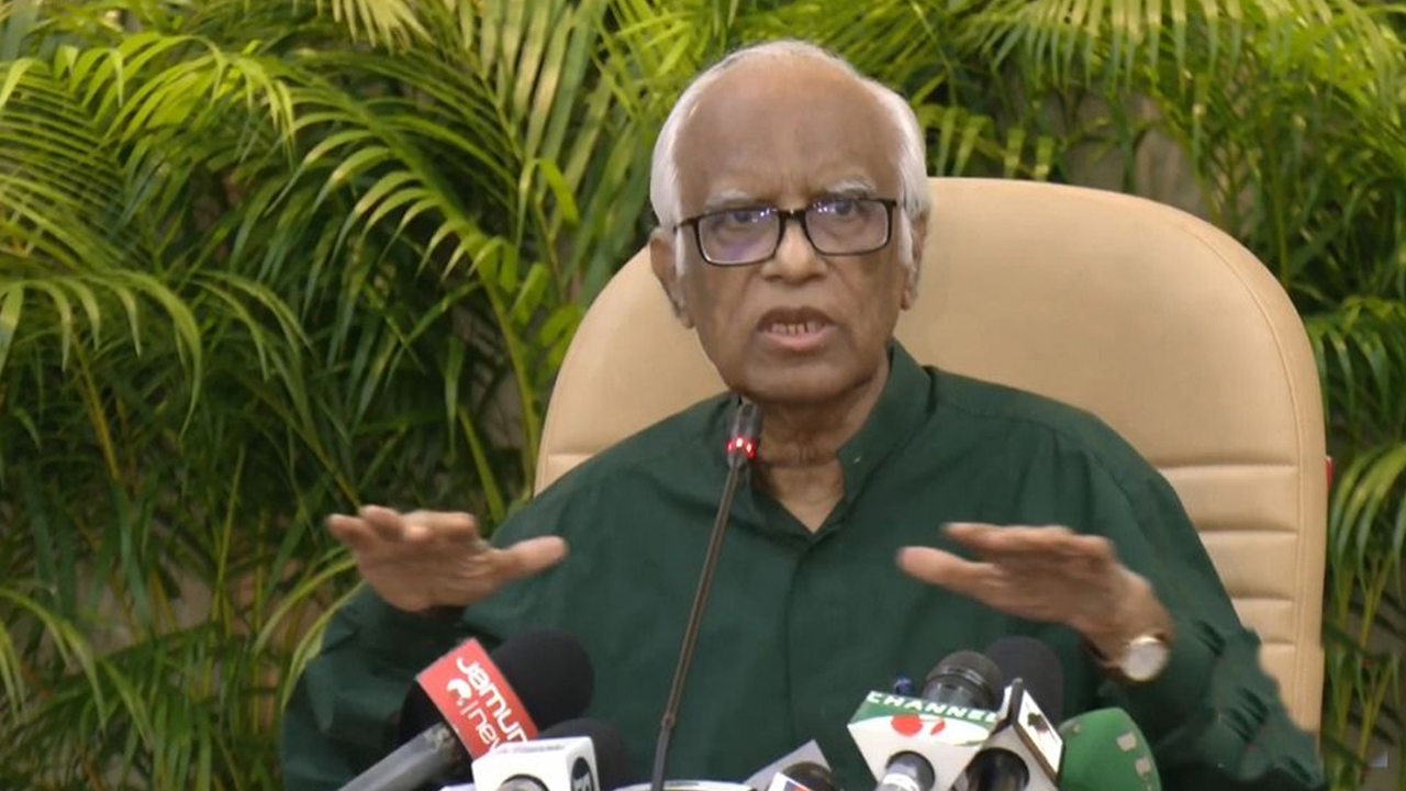 ঢাকায় প্রবীণদের জন্য নিরাপদ ও সুবিধাজনক অবকাঠামোর অভাব: পরিকল্পনা উপদেষ্টা