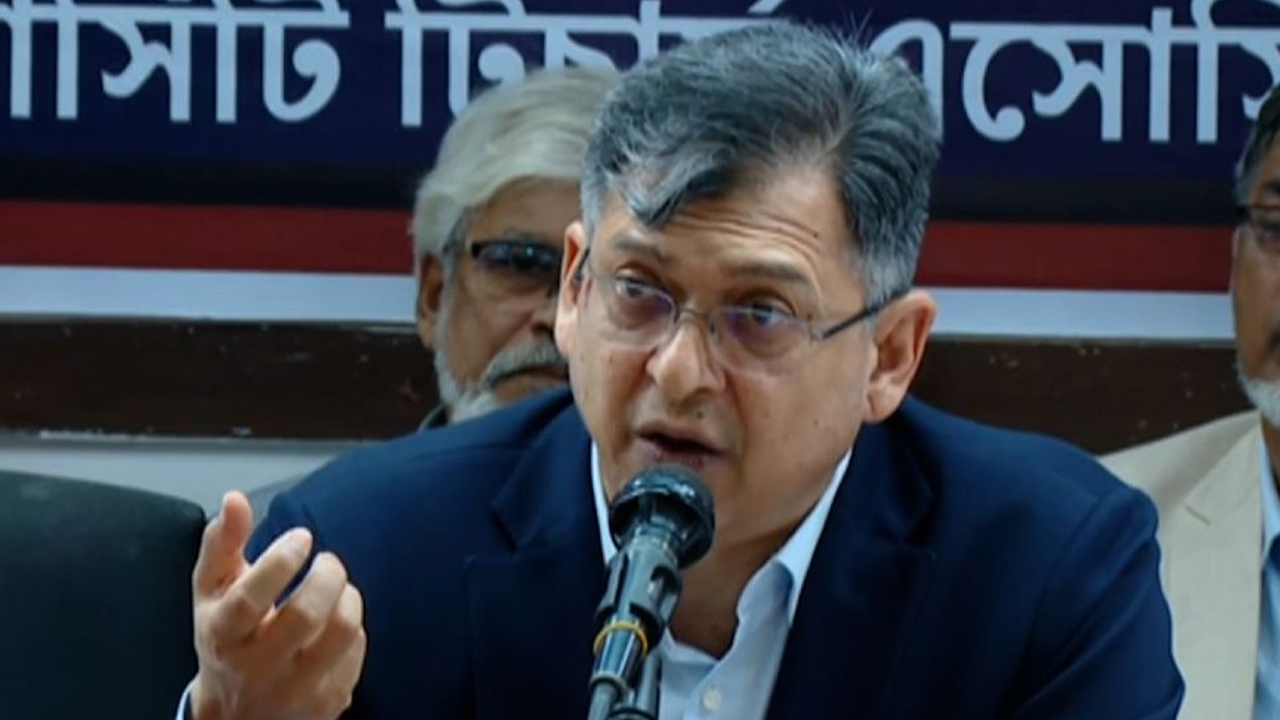 সালাহউদ্দিন আহমদ: রাষ্ট্রপতির অধিকার ছাড়া সাংবিধানিক আদেশ জারি করা যাবে না