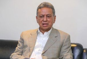 বাংলাদেশ ব্যাংকের স্বাধীনতা ছাড়া অর্থনীতি টিকবে না: আমীর খসরু