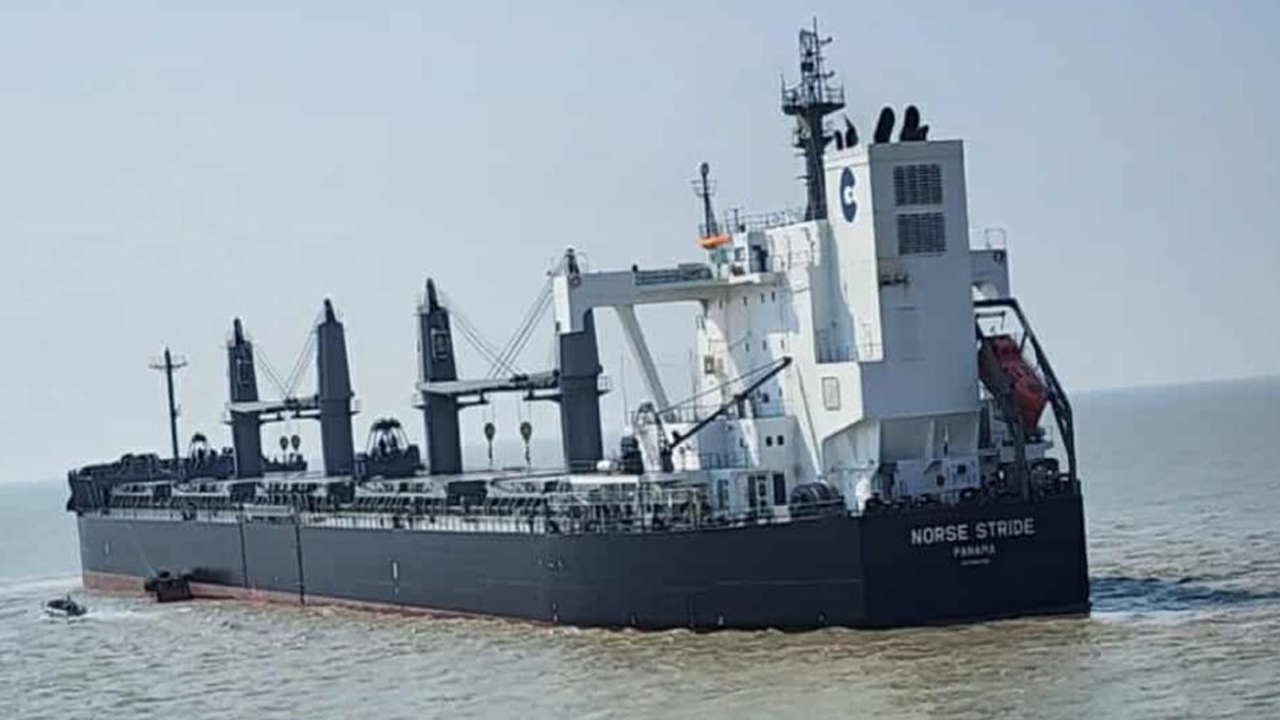 বাংলাদেশে প্রথমবারের মতো যুক্তরাষ্ট্র থেকে আমদানি গমের চালান পৌঁছাবে