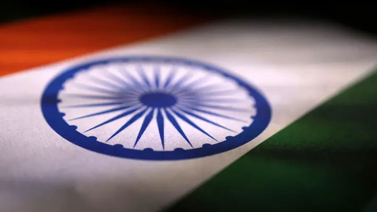 ভুল তথ্য ও ডিপফেক রোধে নতুন আইন আনছে ভারত