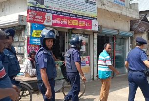 ফরিদপুর আলফাডাঙ্গায় বিএনপি নেতাদের আ'ট'ক, মানববন্ধন কর্মসূচি বন্ধ