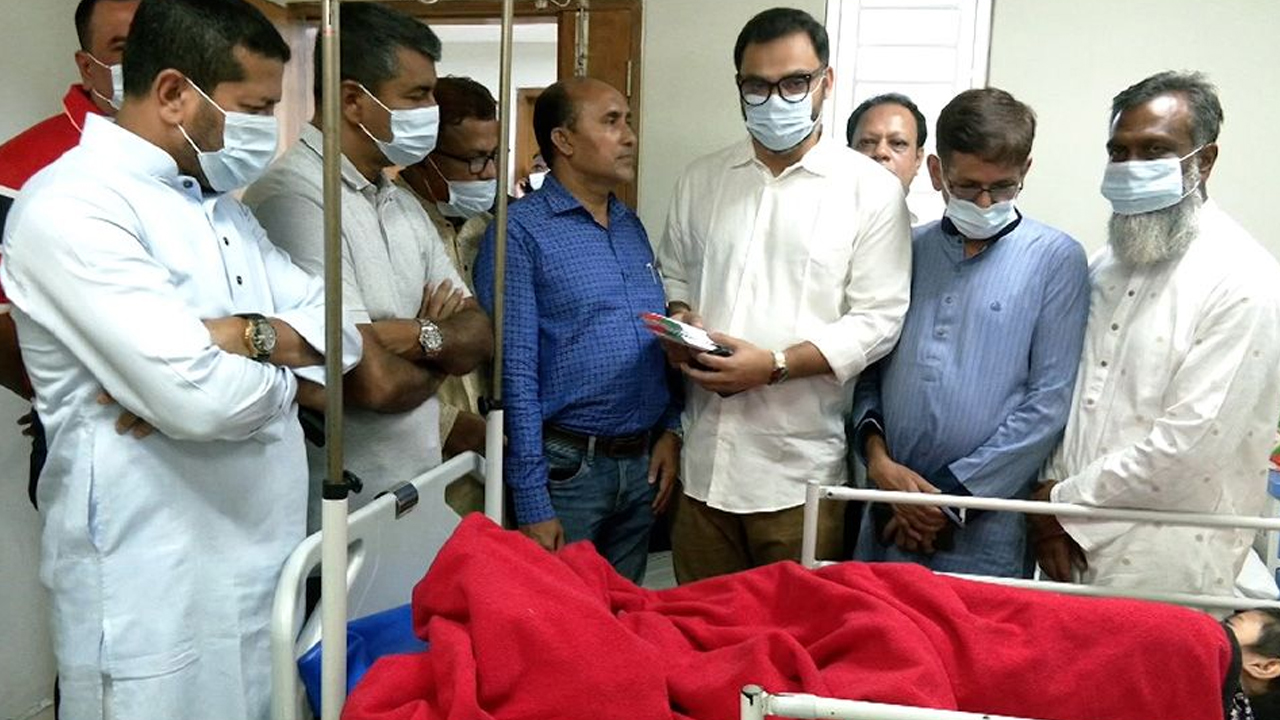 মাইলস্টোন দুর্ঘটনায় আ'হ'ত ৭ শিক্ষার্থীর পরিবারকে আর্থিক সহায়তা বিএনপির