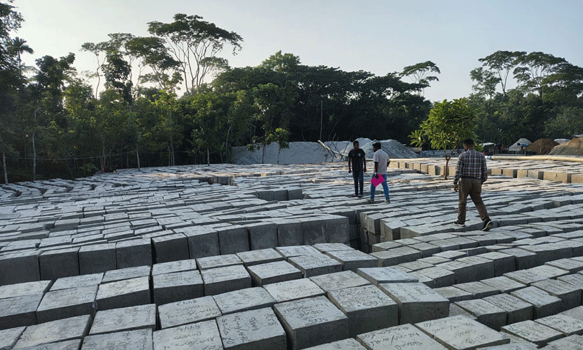 ঝালকাঠির সুগন্ধা নদীর ভাঙন রোধে পানি উন্নয়ন বোর্ডের প্রকল্পে আশা জাগাচ্ছে নতুন নিরাপদ ভবিষ্যত