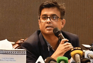 শেখ হাসিনা-আ. লীগ নিয়ে রাজনৈতিক দলগুলোকে সিদ্ধান্ত নিতে হবে