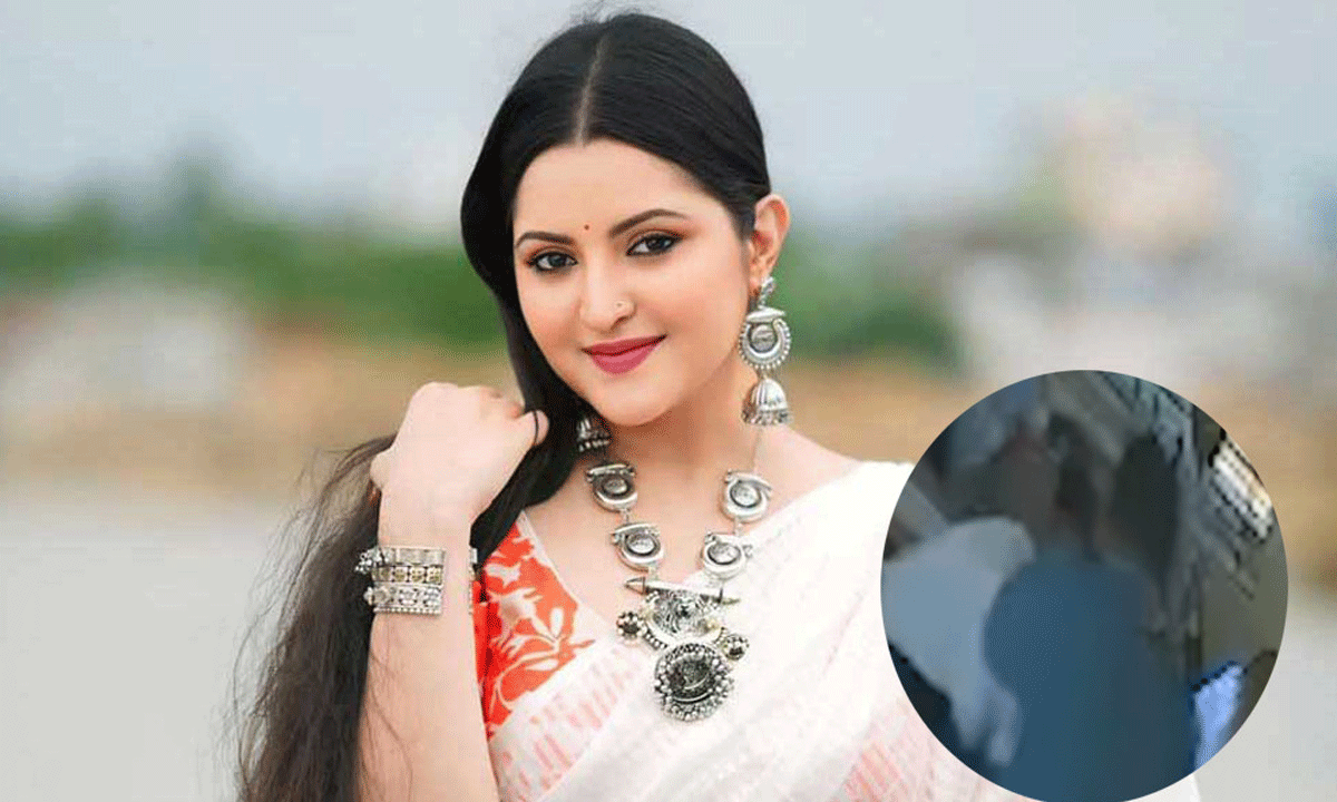 শিক্ষার্থীর মাথা ফাটালেন শিক্ষক, যা বললেন পরীমনি