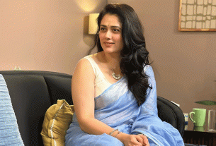 গিরিজা ওক: ভাইরাল নীল শাড়ি ছবি, অনলাইনে হয়রানি ও এআই বিতর্কের মুখোমুখি অভিনেত্রী