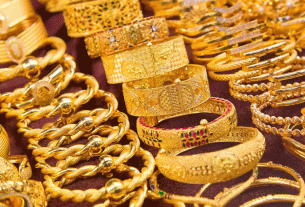 দেশে কমলো সোনার দাম, ২২ ক্যারেটের নতুন মূল্য ২ লাখ ৮ হাজার ২৭২ টাকা