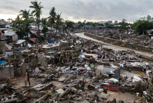 ফিলিপিন্সে ঘূর্ণিঝড় ‘কালমেগি’তে ৬৬ জনের মৃ'ত্যু, নি'খোঁ'জ ২৬