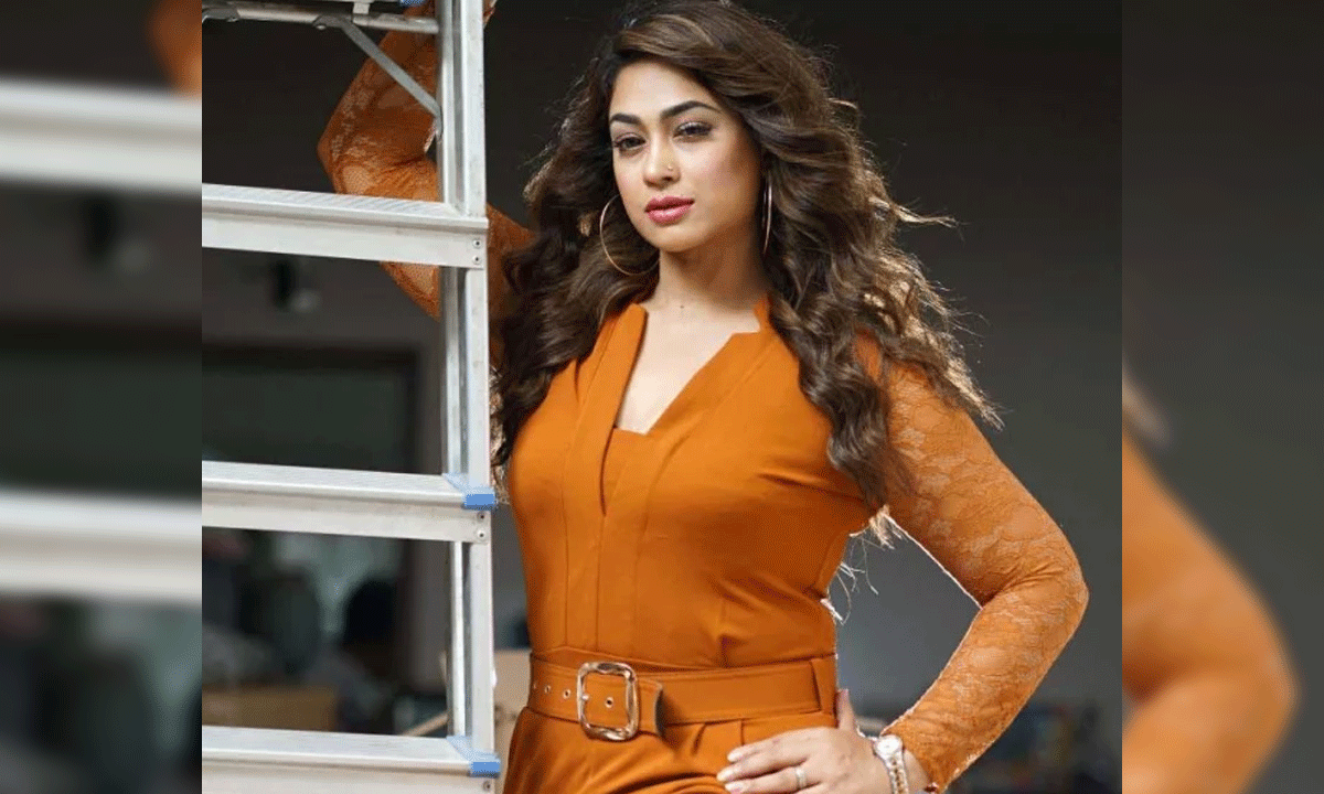 বাদ পড়লেন পপি নতুন করে শুরু হচ্ছে ‘কাঠগড়ায় শরৎচন্দ্র’