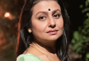 টাকা রোজগারের জন্য জয়াকে নির্যাতন করতেন মা