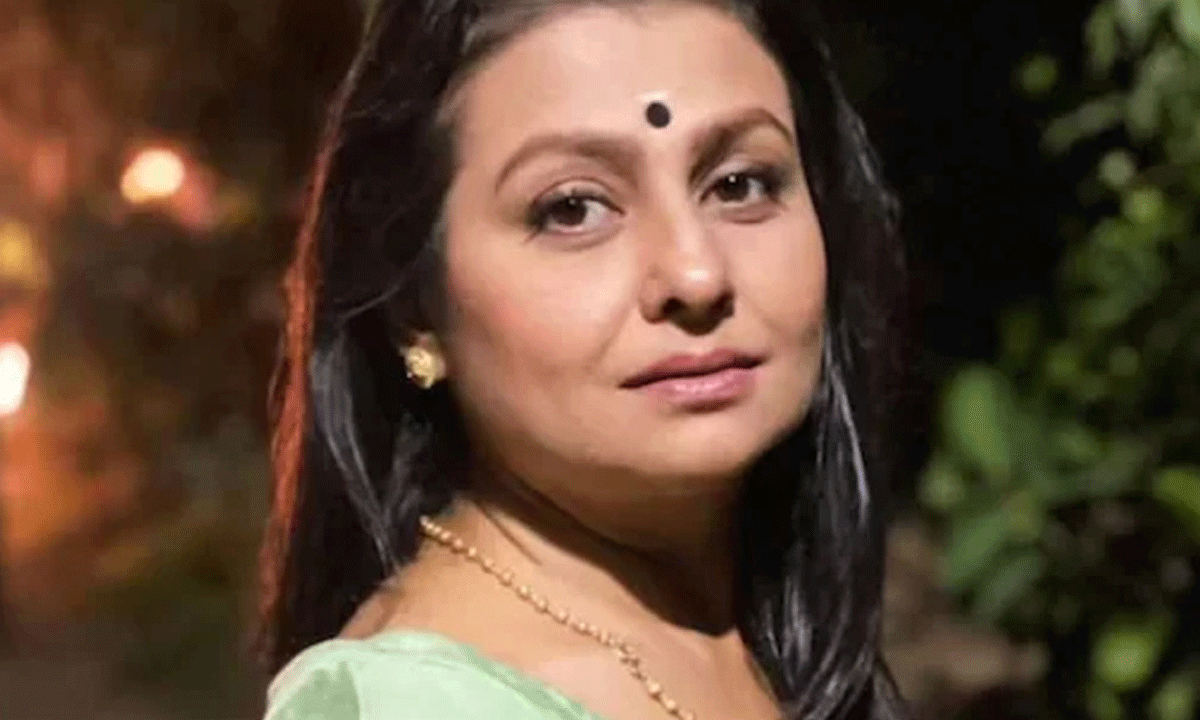 টাকা রোজগারের জন্য জয়াকে নির্যাতন করতেন মা