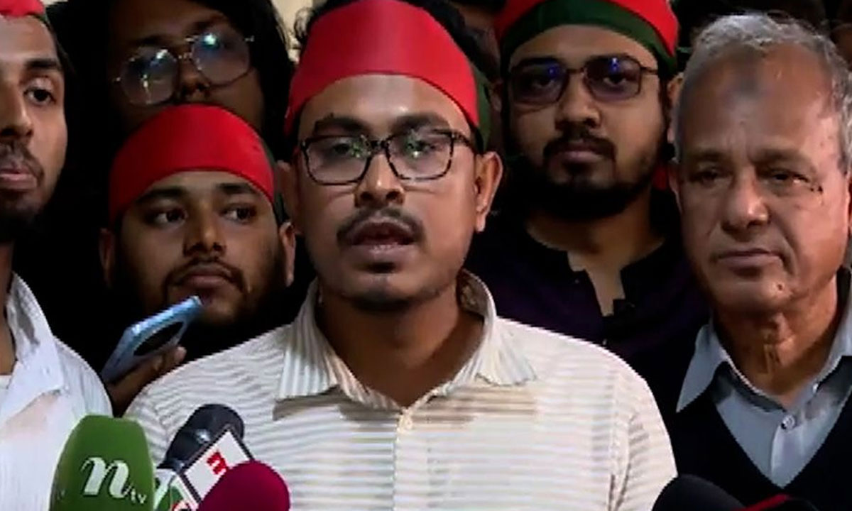 ডাকসু ভিপি সাদিক কায়েমের সতর্ক বার্তা: ৪৮ ঘণ্টার মধ্যে দাবি পূরণ না হলে তিন উপদেষ্টার পদত্যাগ আন্দোলন হবে