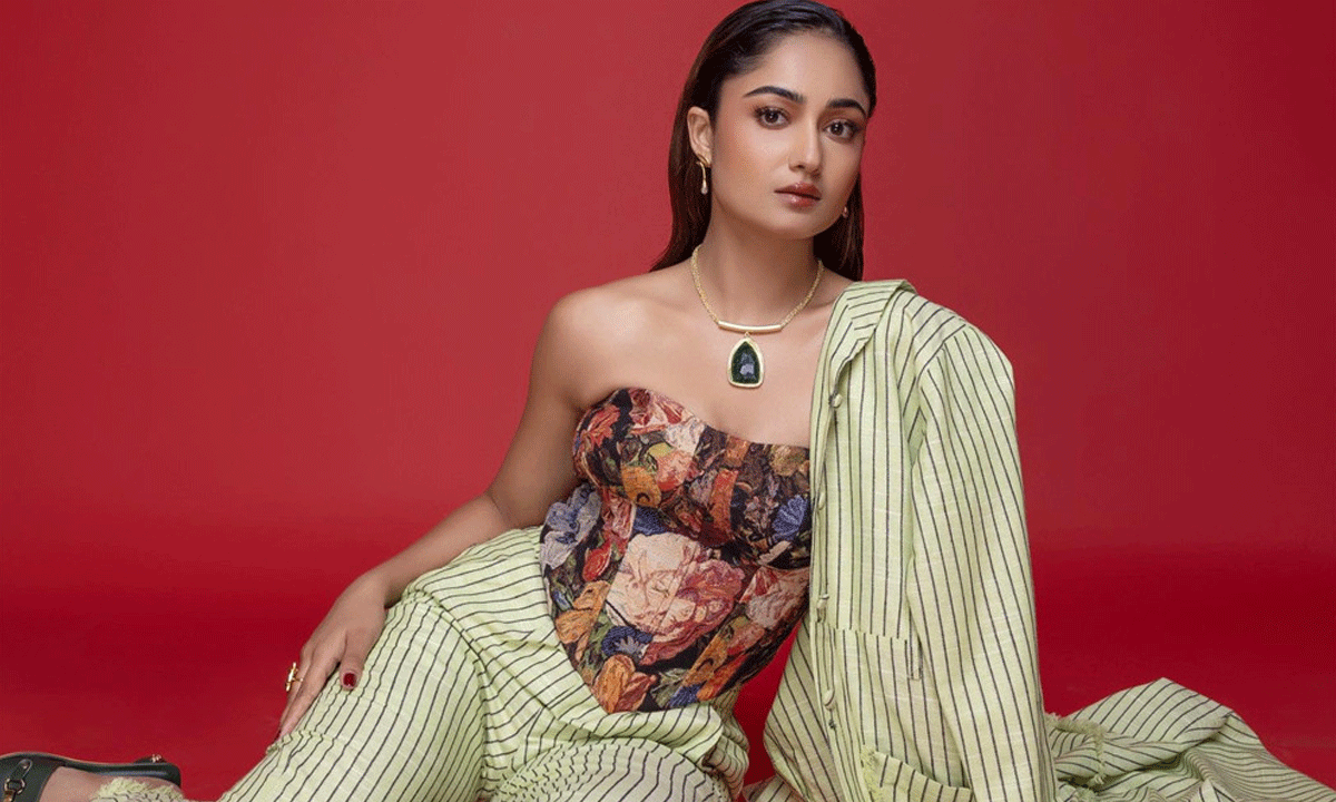 প'র্ন সাইটে ভিডিও, বিপাকে অভিনেত্রী