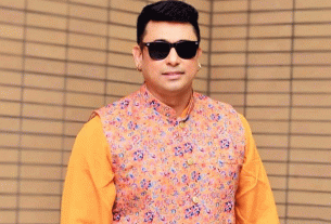 ওমরাহ পালন করতে সৌদি আরবে গেলেন চিত্রনায়ক জায়েদ খান