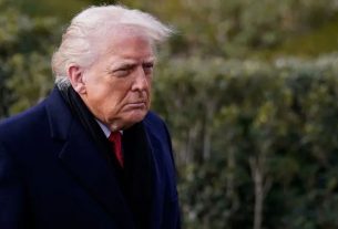 নিজের কিছু হলে ইরানকে ‘পৃথিবী থেকে মুছে ফেলার’ নির্দেশ ট্রাম্পের