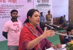 উপদেষ্টা রিজওয়ানা হাসান: গণভোটে ‘হ্যাঁ’ ভোট রাষ্ট্রক্ষমতা ও জবাবদিহিতা নিশ্চিত করবে