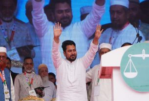 নির্বাচন বানচালের চেষ্টা হলে জনগণই প্রতিহত করবে: কুমিল্লায় নাহিদ ইসলাম