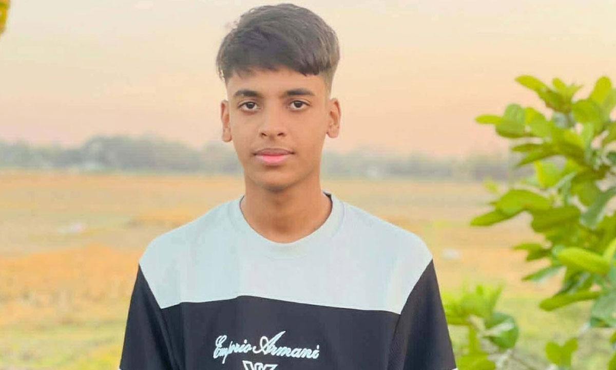 চট্টগ্রামের রাঙ্গুনিয়ায় নি'খোঁ'জ স্কুলছাত্রের গলা কা'টা ম'র'দে'হ উ'দ্ধা'র