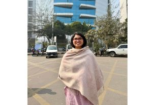 ভোট চাইতে মানুষের দ্বারে দ্বারে তাসনিম জারা