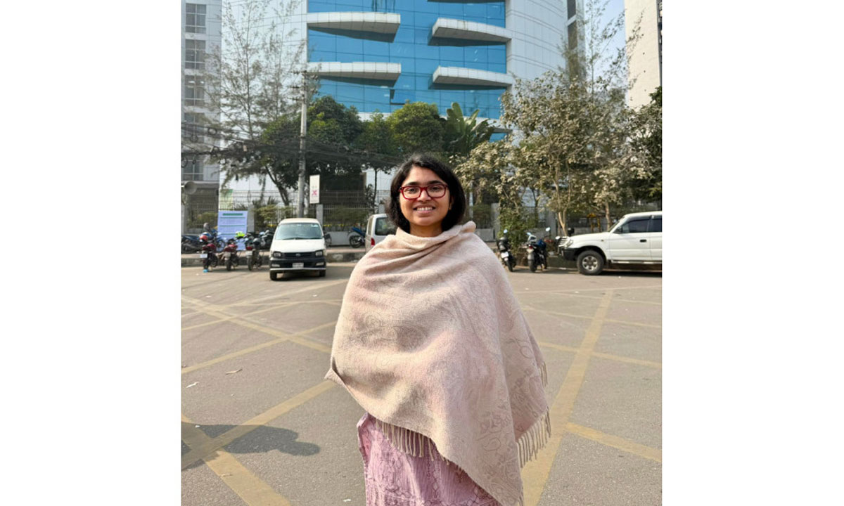 ভোট চাইতে মানুষের দ্বারে দ্বারে তাসনিম জারা