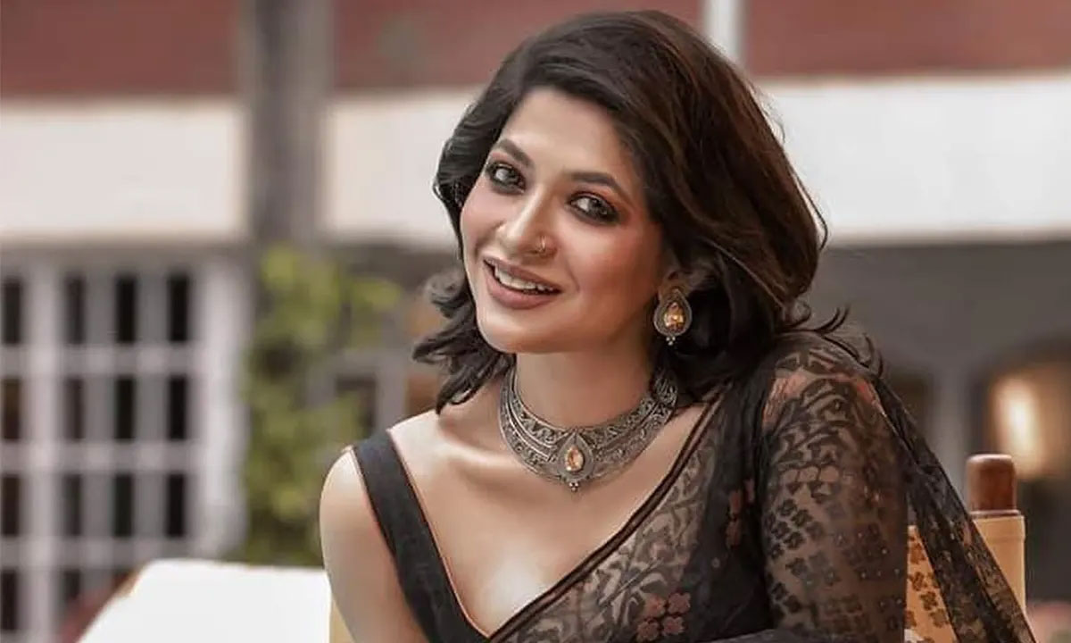 আজমেরী হক বাঁধন একা থাকার অধ্যায় শেষ, প্রেম করছেন বাঁধন