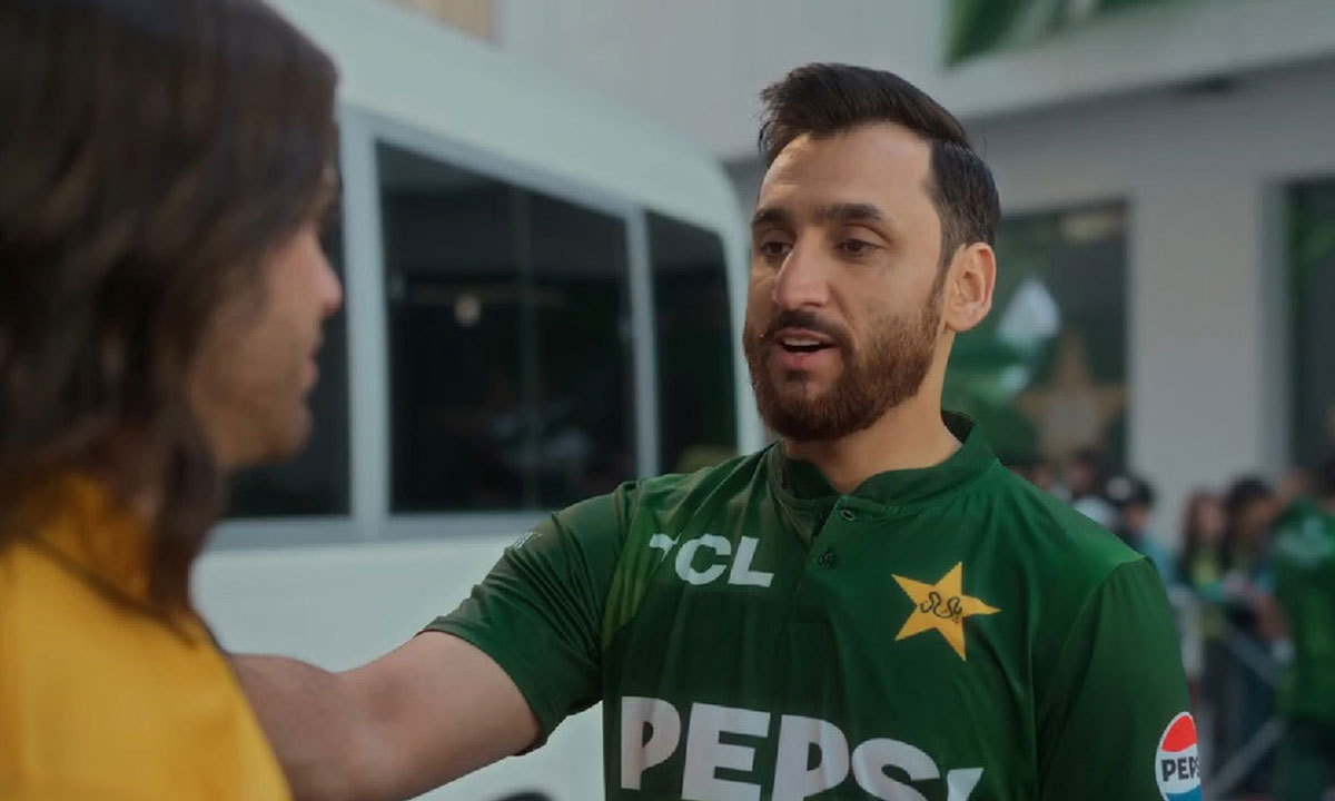 ভারতকে খোঁচা দিল পাকিস্তান—‘হ্যান্ডশেক ভুলে গেছেন! মনে হয় পাশের দেশে ছিলেন’