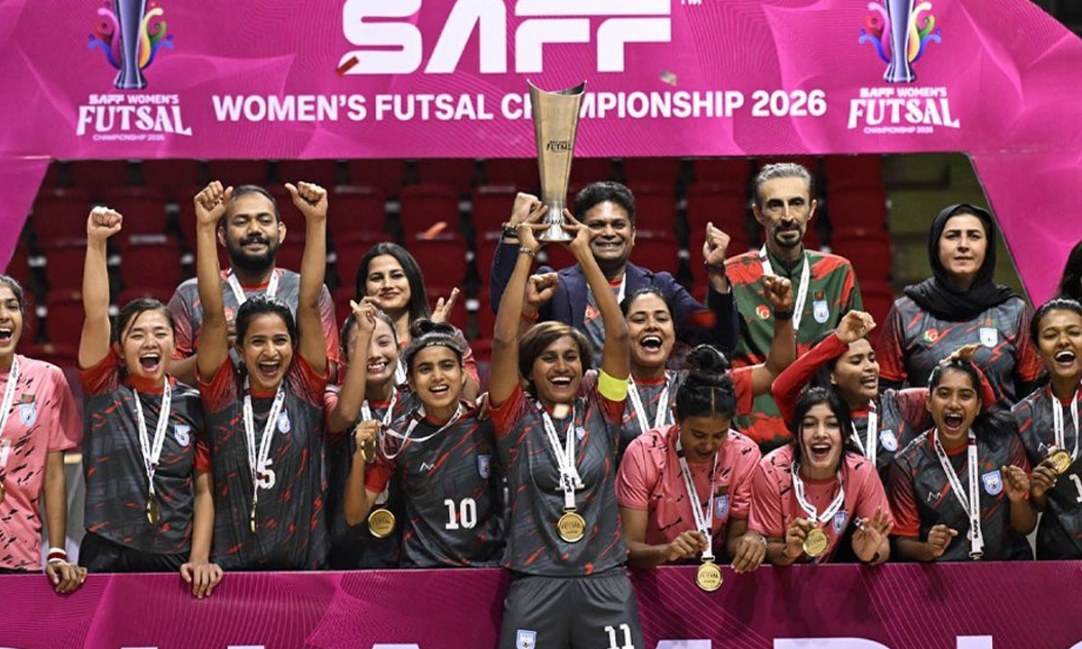 সাফ চ্যাম্পিয়ন নারী ফুটসাল দল আজ দেশে ফিরছে, সন্ধ্যায় বিমানবন্দরে সাবিনারা