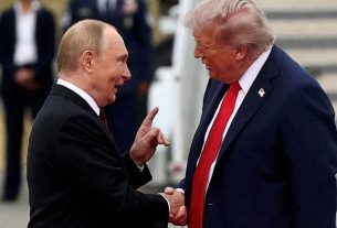 ট্রাম্পের গ্রিনল্যান্ড ইস্যুতে পুতিন জানালেন ‘ডেনমার্ক অনেক কঠোর’