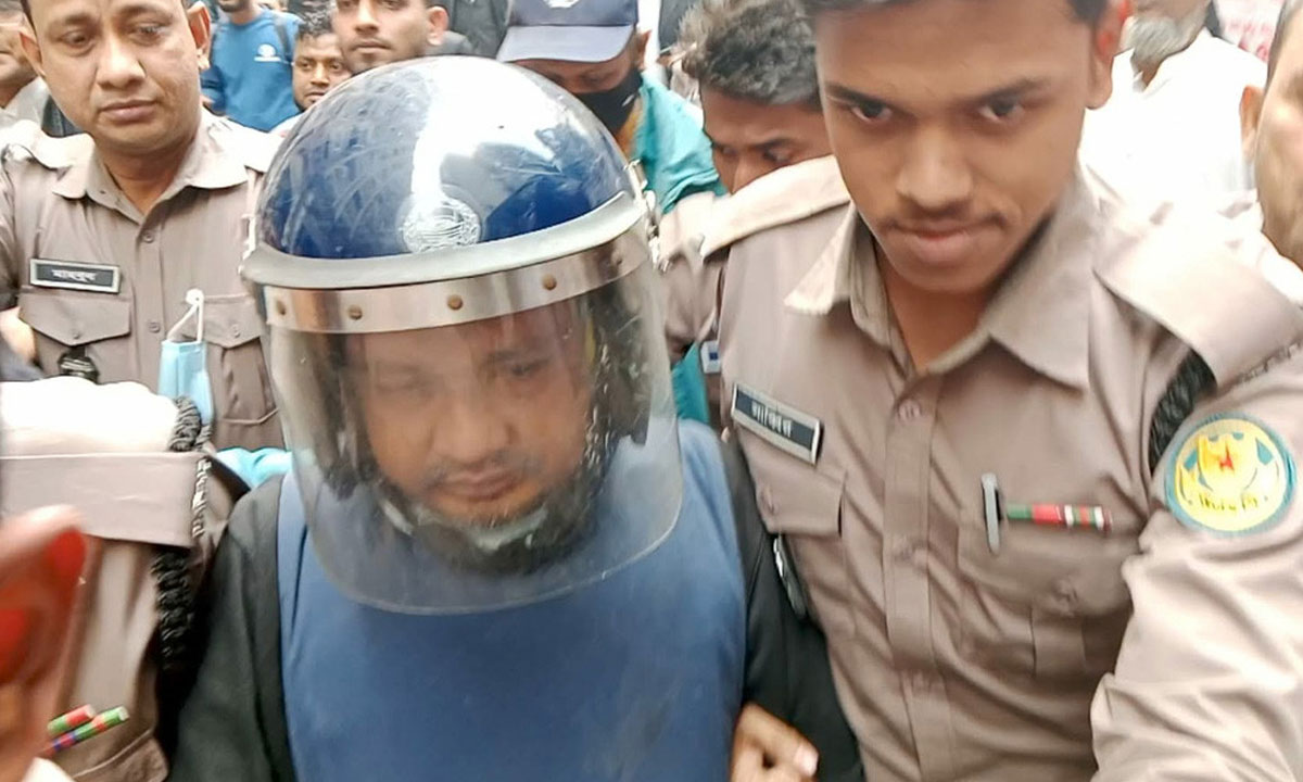 স্বেচ্ছাসেবক লীগ নেতা কামরুল রি'মা'ন্ডে