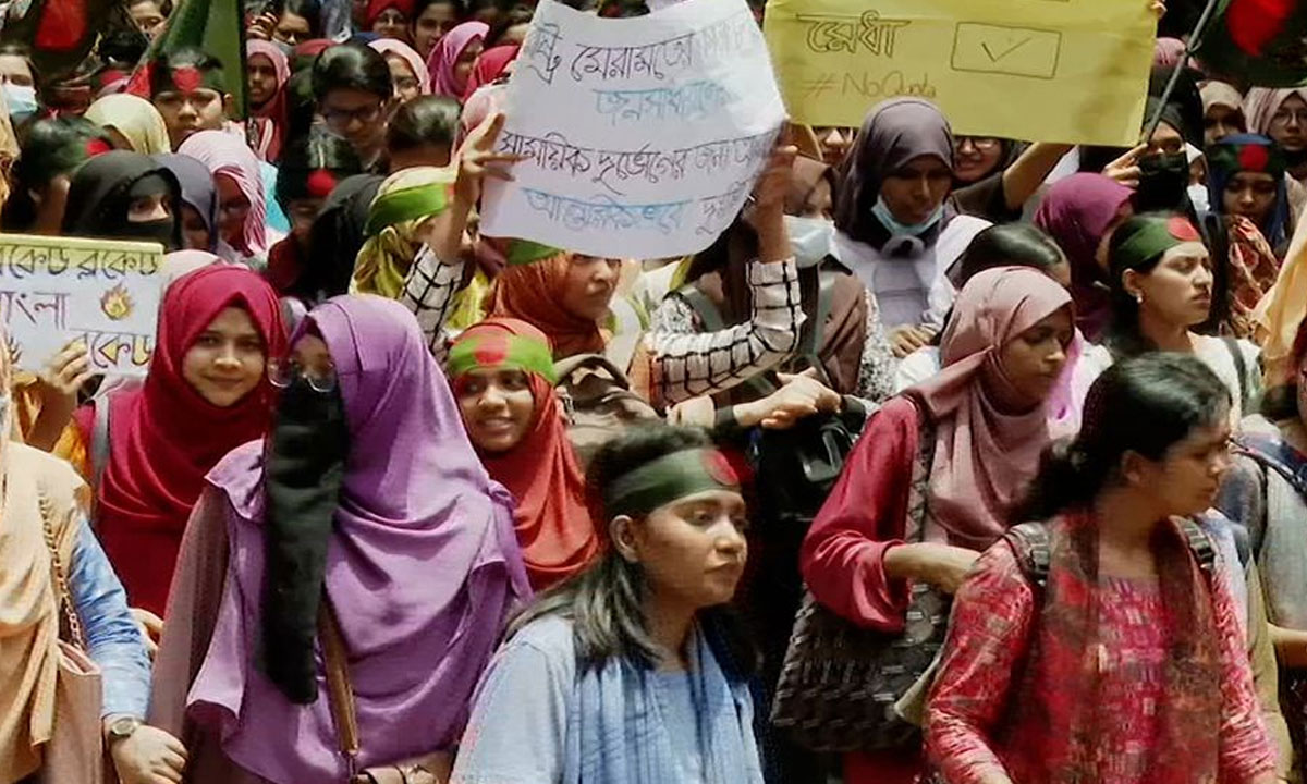 ৫ শতাংশ নারী প্রার্থী দেয়নি দলগুলো, মানেনি জুলাই সনদের প্রস্তাবনা